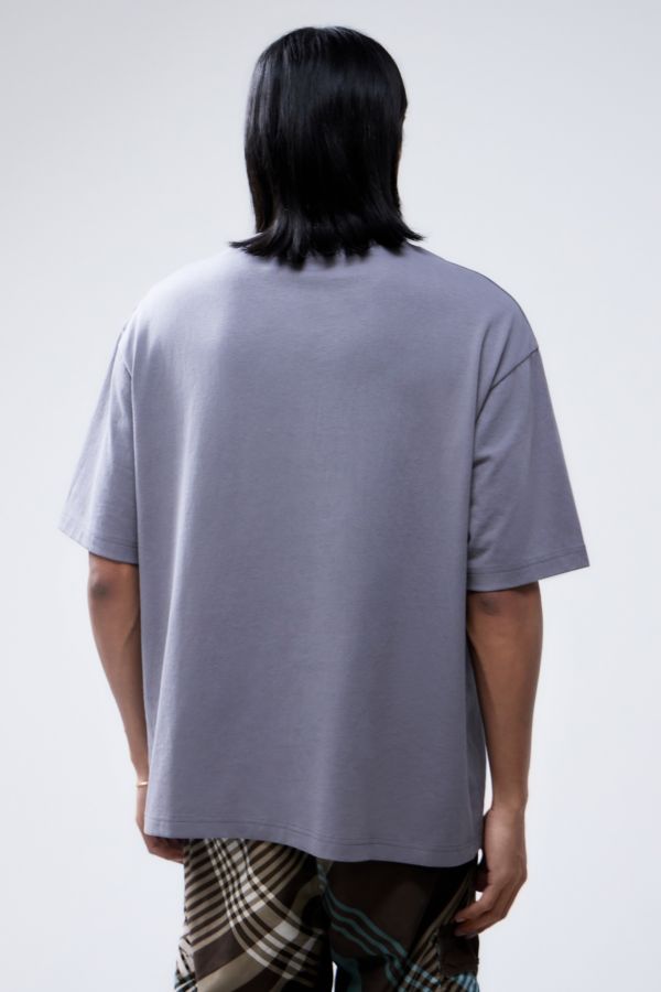 Slide View: 4: T-shirt japonais Champion UO Exclusive Concrete