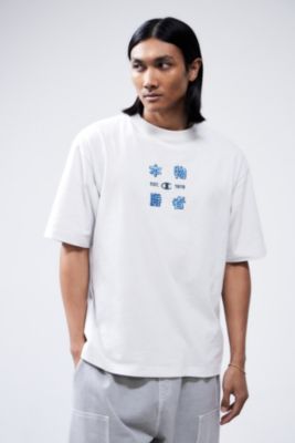 Champion UO Exclusivo Nube Japonesa Camiseta