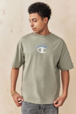 Champion UO Esclusiva Cachi 70s Giapponese T-Shirt