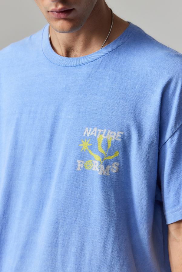 Slide View: 3: UO Blau Natur Formen T-Shirt