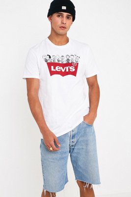 levi's peanuts t shirt