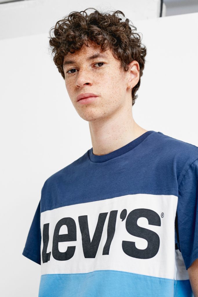 Levi’s Blue and White Colourblock T-Shirt | Urban Outfitters UK