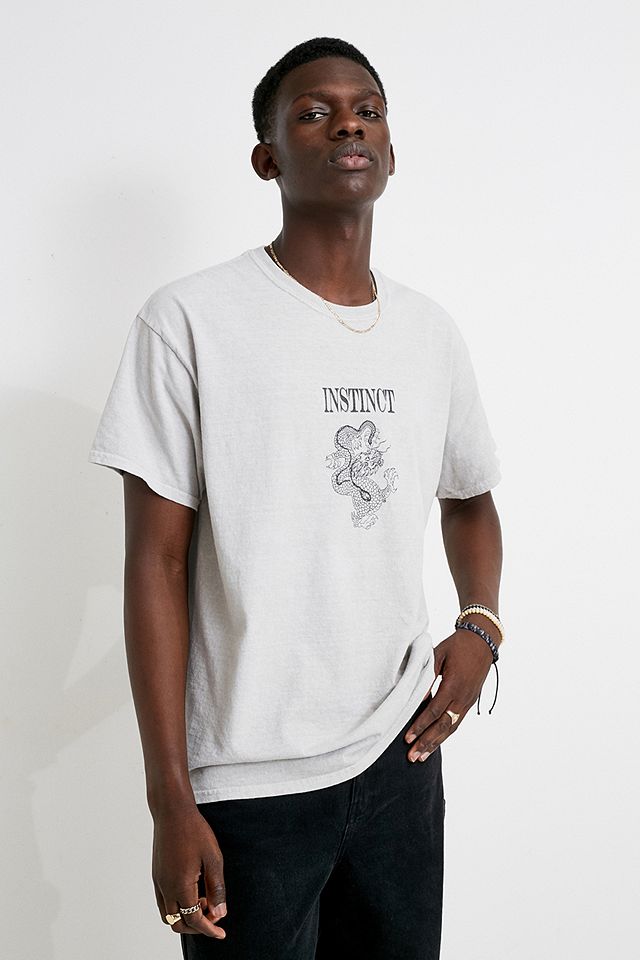 UO Dragon Stone T-Shirt | Urban Outfitters UK