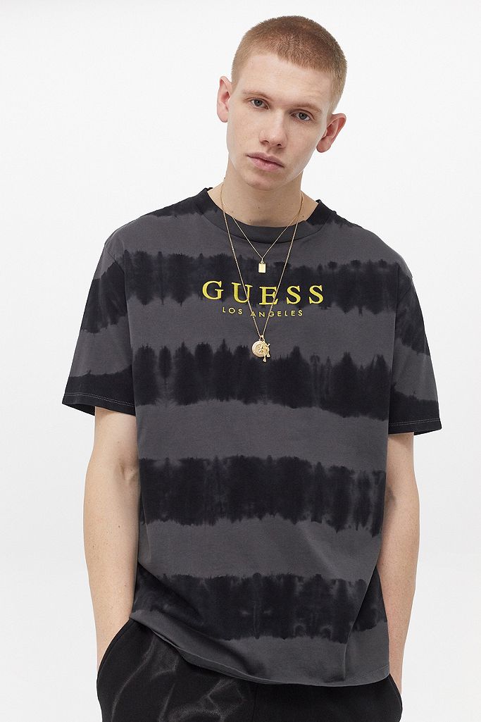 GUESS Originals UO Exclusive Black Tie-Dye T-Shirt | Urban Outfitters UK