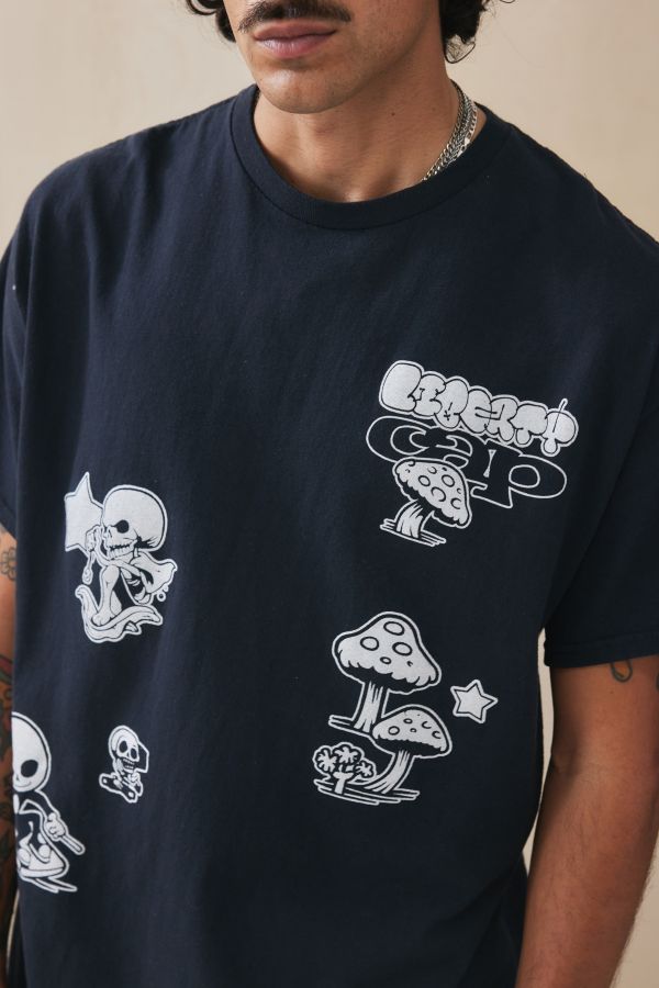 Slide View: 2: UO Mushroom T-Shirt