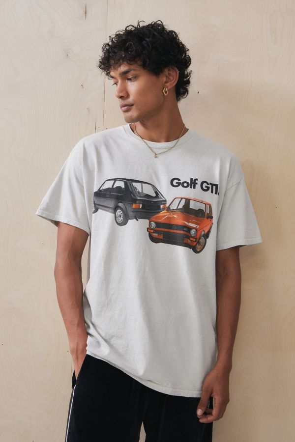 Vista diapositiva: 1: UO Golf GTI T-Shirt