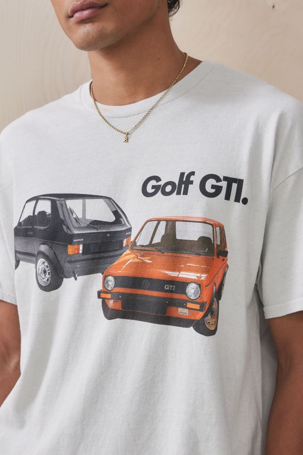 Vista diapositiva: 2: UO Golf GTI T-Shirt