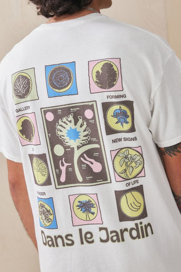 Slide View: 1: UO – T-Shirt „Dans Le Jardin“ in Weiß 