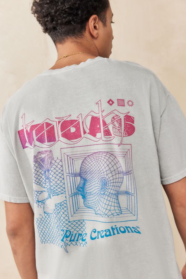 Slide View: 1: UO Distorted Head T-Shirt