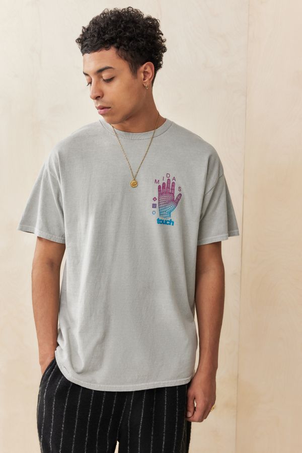 Slide View: 2: UO Distorted Head T-Shirt