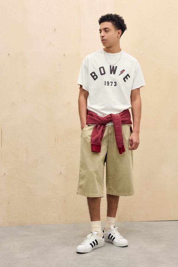 Slide View: 2: UO Blanc Bowie T-Shirt