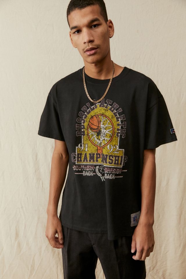 Russell Athletic UO Exclusive Black Trent Tee | Urban Outfitters UK