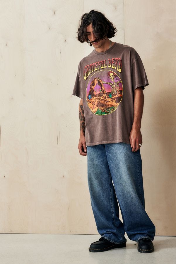 Slide View: 2: UO Brown Grateful Dead T-Shirt