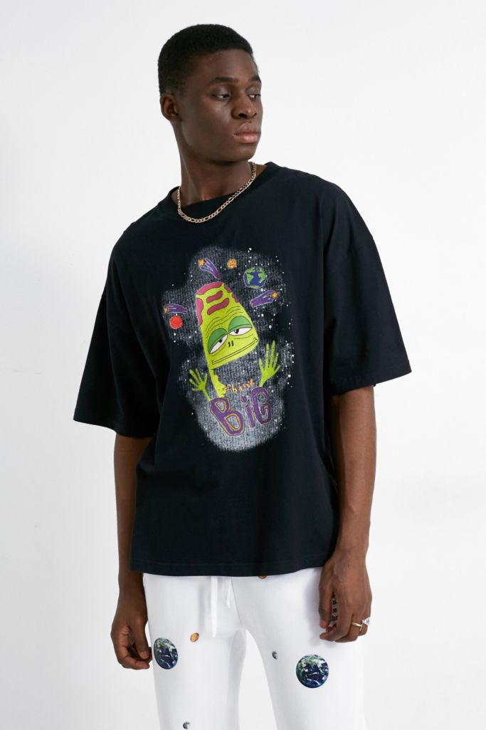 Nolan Apparel Reynolds Alien Black T-Shirt | Urban Outfitters UK
