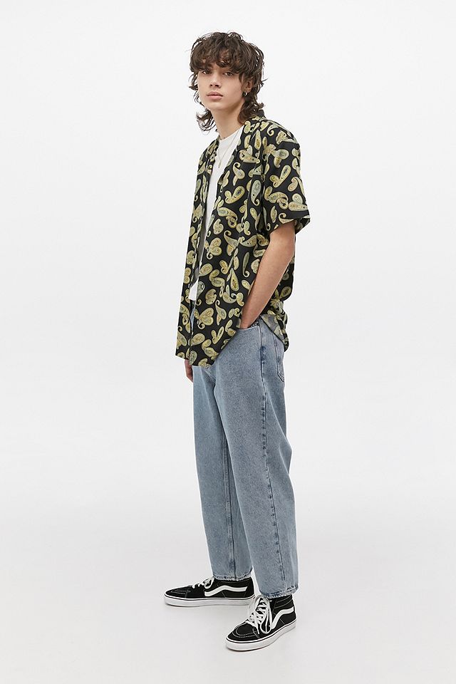 Levi’s Geo Print Camp Shirt | Urban Outfitters UK