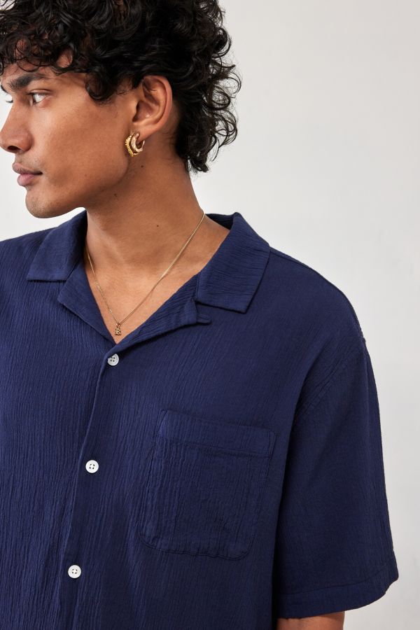 Slide View: 2: UO Navy Crinkle Shirt