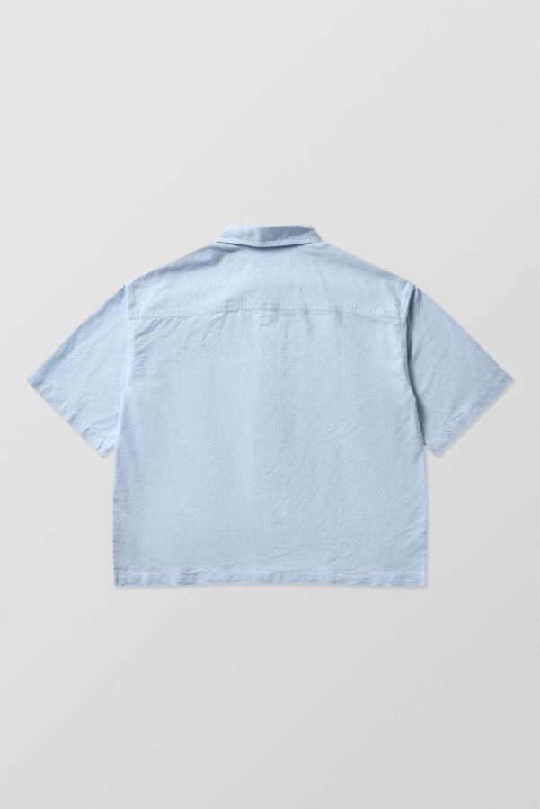 Slide View: 6: BDG Light Blue Arlo Crop Oxford Shirt