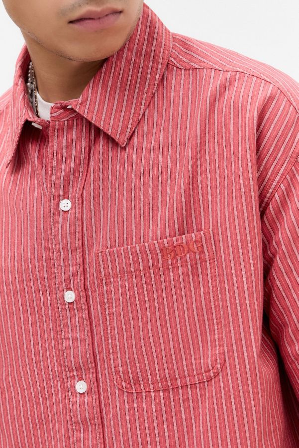 Slide View: 2: Chemise Oxford courte à rayures rouges BDG