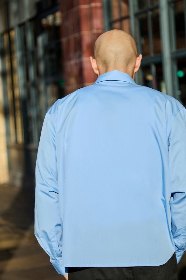 Slide View: 4: Umbro UO Exclusive Blue Logo Oxford Shirt