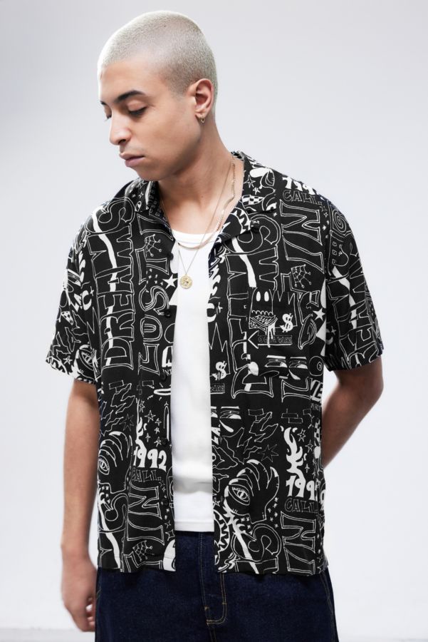 Slide View: 1: BDG Black Doodle Shirt