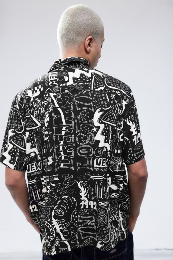 Slide View: 3: BDG Black Doodle Shirt