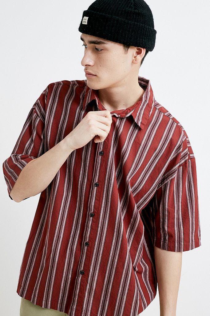 UO Burnt Red Stripe Short-Sleeve Shirt | Urban Outfitters UK