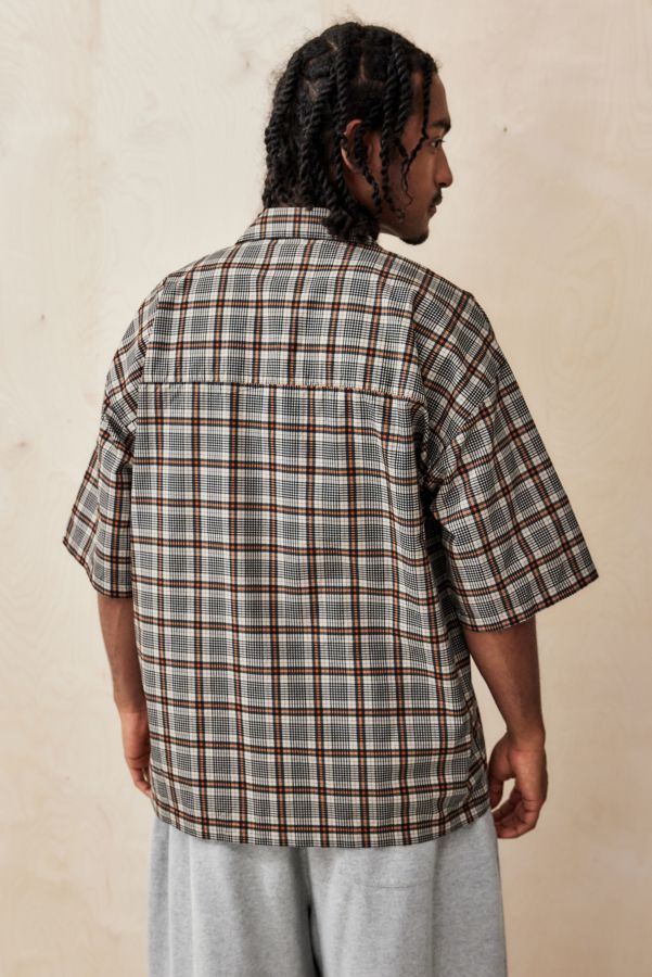 Slide View: 4: Basic Pleasure Mode Check Shirt