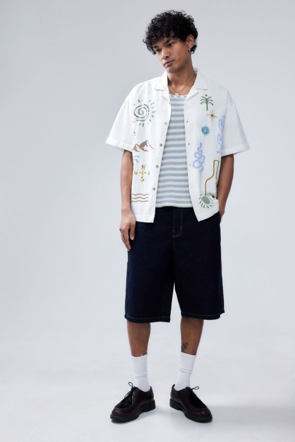 Slide View: 3: UO White Ray Embroidered Shirt 