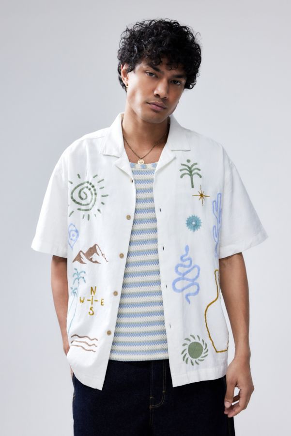 Slide View: 5: UO White Ray Embroidered Shirt 