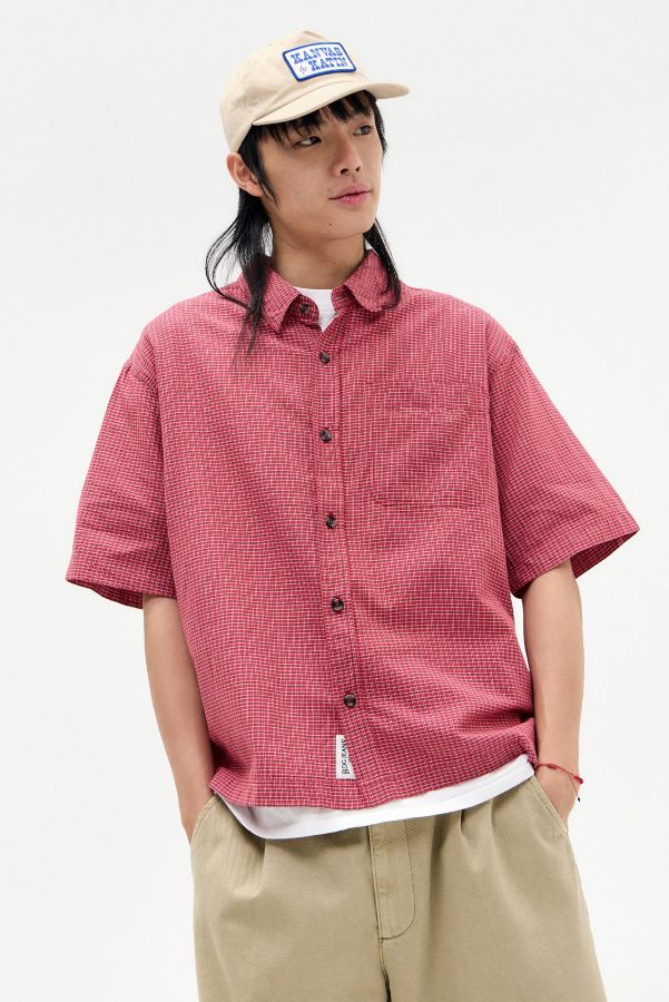 Vista diapositiva: 1: BDG Red Mini Check Short Sleeve Shirt