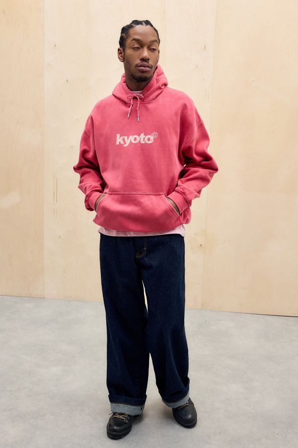 Vista diapositiva: 3: UO Red Kyoto Hoodie