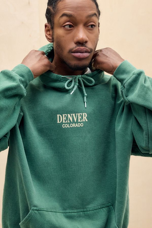 Vista diapositiva: 3: UO Green Denver Hoodie