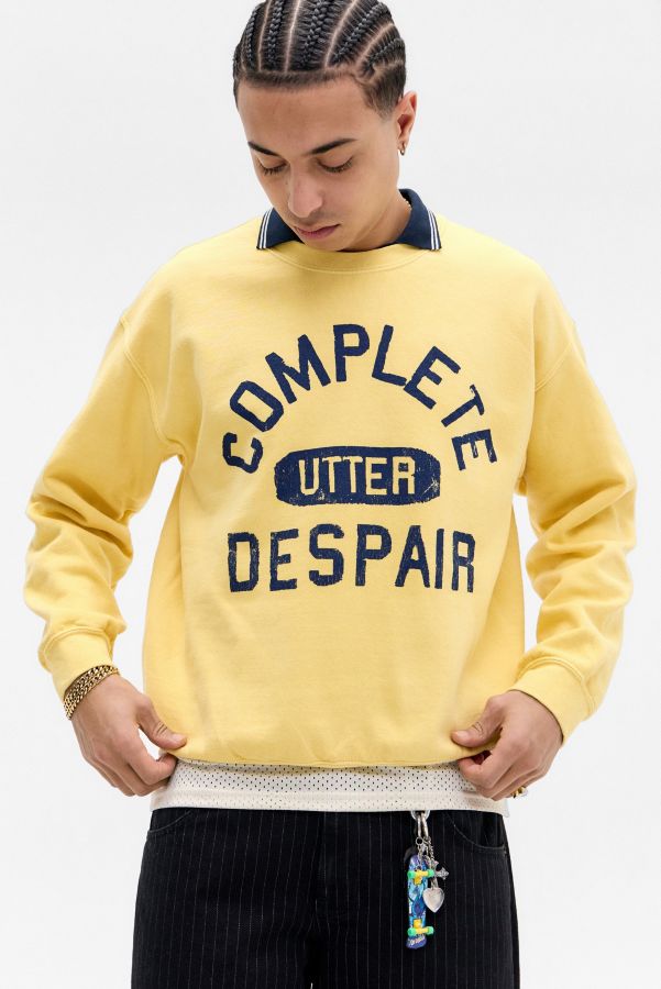 Slide View: 1: Sweat-shirt UO Jaune Désespoir Total