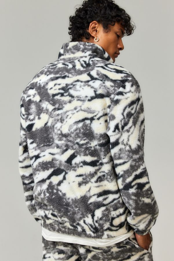 Slide View: 4: Ayker Abstract Camo Fleece