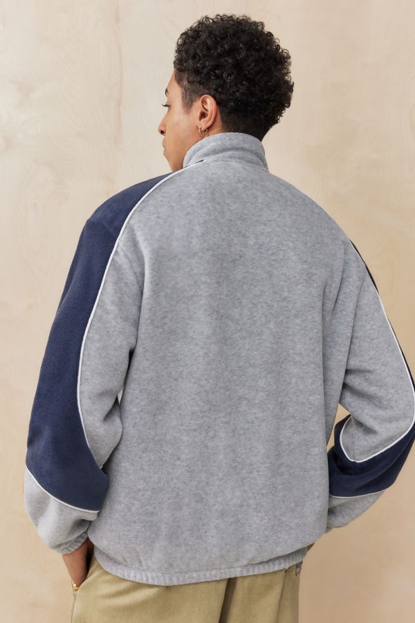 Slide View: 4: iets frans... Panelled Fleece