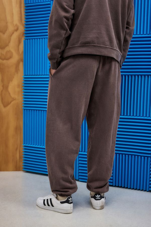 Vista de diapositivas: 4: iets frans... Pantalones Jogger Marrones con Puños