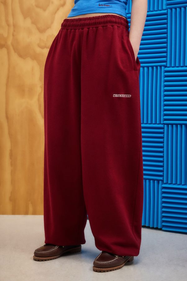 Slide View: 7: iets frans... Red Harri Joggers