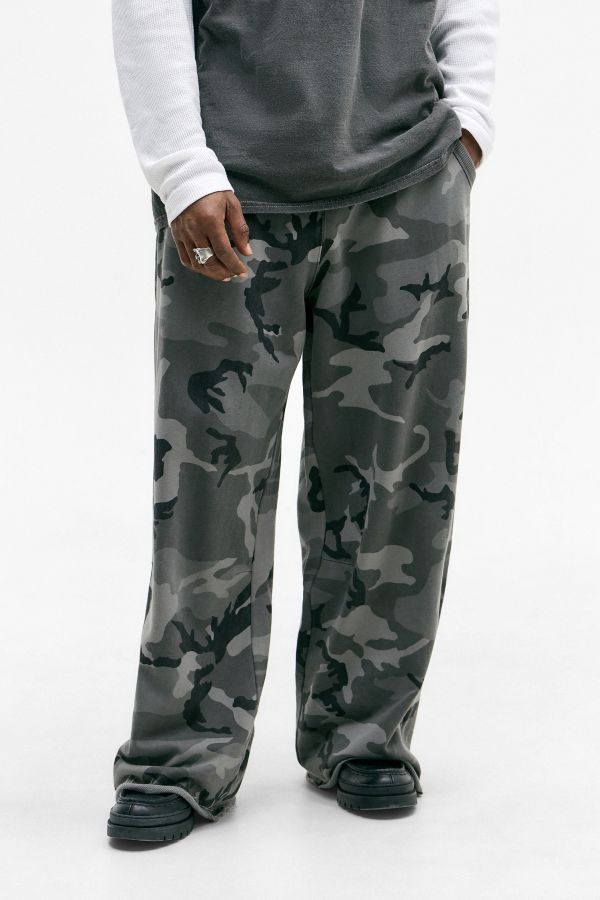 Slide View: 1: Jaded London Black Camo Monster Joggers