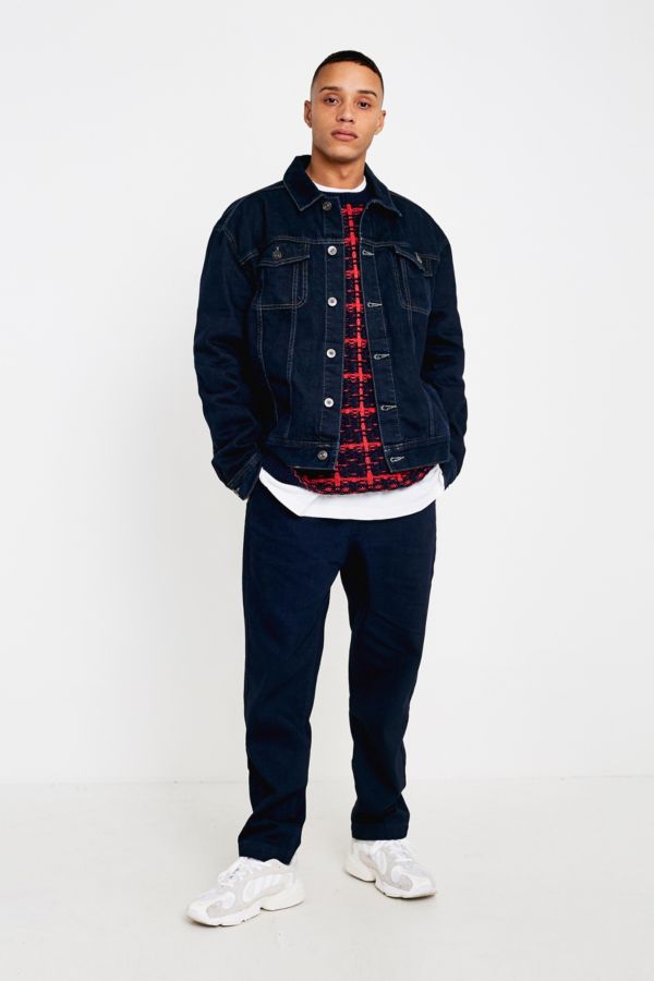 Levi’s Relaxed Fit Navy Chino Trousers | Urban Outfitters UK