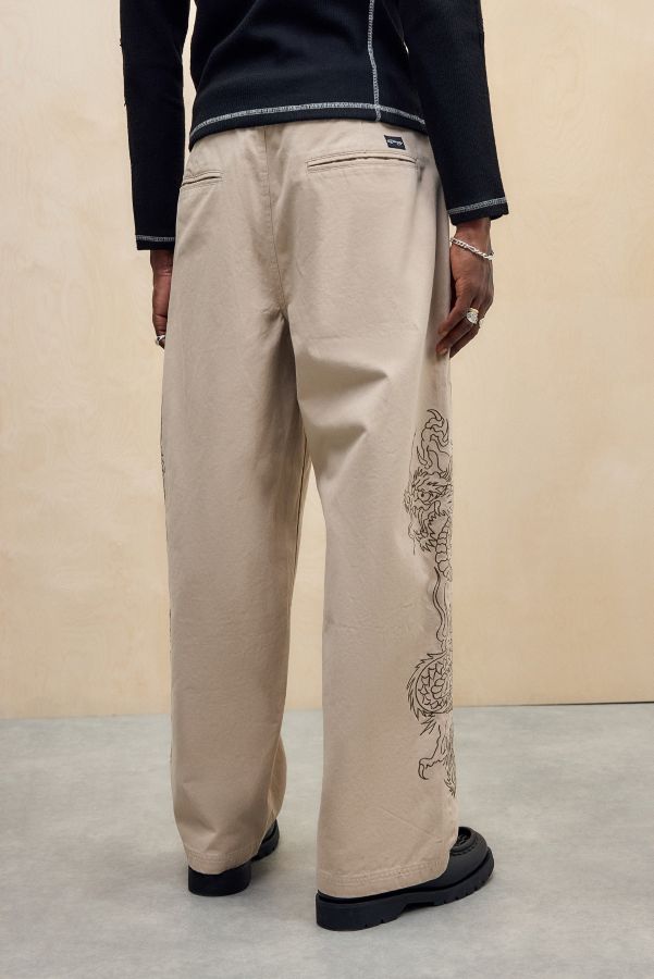 Vista diapositiva: 4: Pantaloni Ed Hardy UO Exclusive Sand Dragon Outline