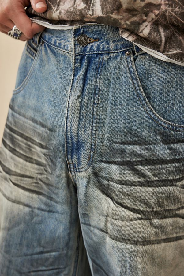 Slide View: 3: Jaded London Hellblau Airbrush Koloss Jeans