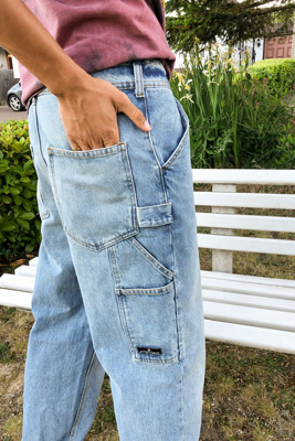 urban outfitters carpenter jeans