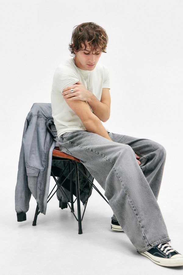 Slide View: 1: BDG Smokey Grey Jack Jeans