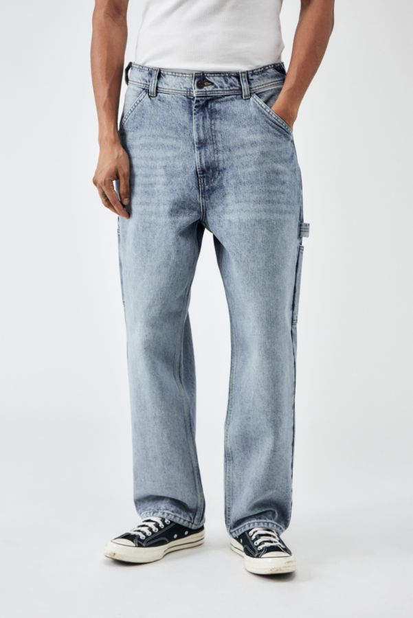 Vista de diapositivas: 1: BDG Light Wash Jeans de carpintero 