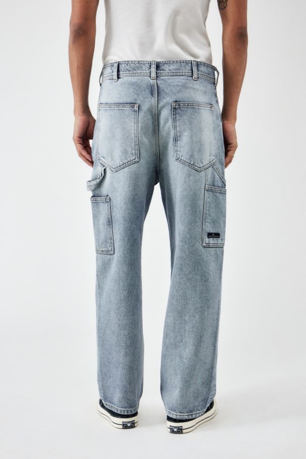 Vista de diapositivas: 4: BDG Light Wash Jeans de carpintero 