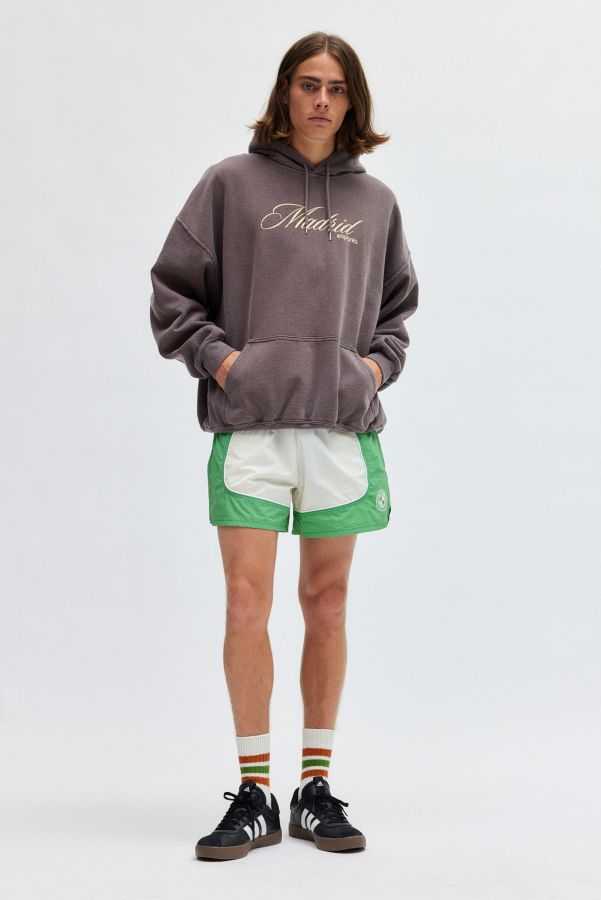 Slide View: 4: UO Fußball Shorts