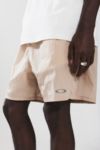 Thumbnail View 2: Shorts Métalliques Hummus Exclusifs UO Oakley