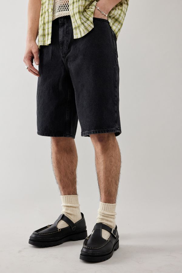 Slide View: 1: BDG – Jeansshorts „Jack“ in gewaschenem Schwarz