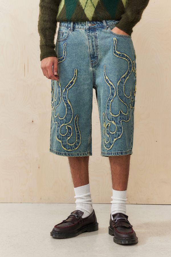 Slide View: 1: Short Ed Hardy UO Exclusif Bleu Flamme Appliqué