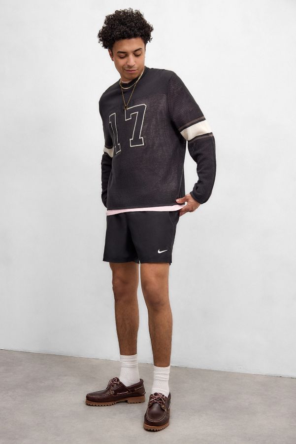 Slide View: 3: Nike – Badeshorts in Schwarz